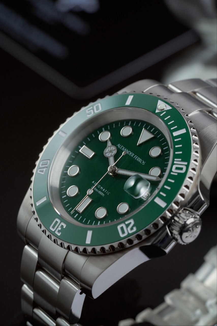 Alexander Ferros Diver - Oyster Green